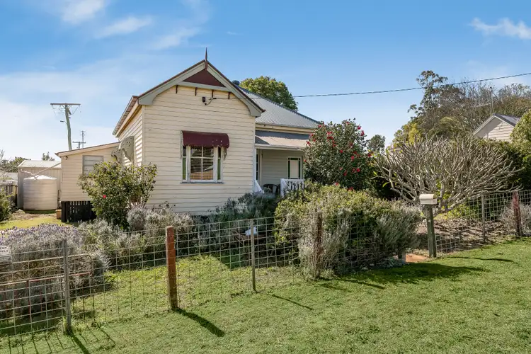 11 Belgium Street, South Toowoomba QLD 4350