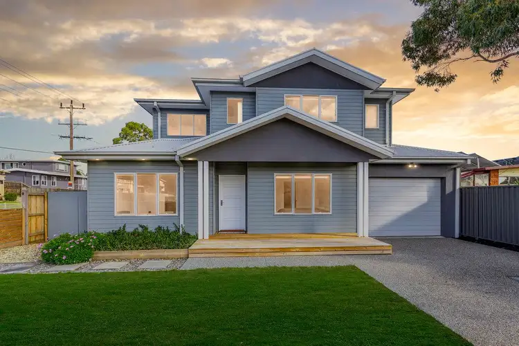 36 Leon Avenue, Rosebud VIC 3939