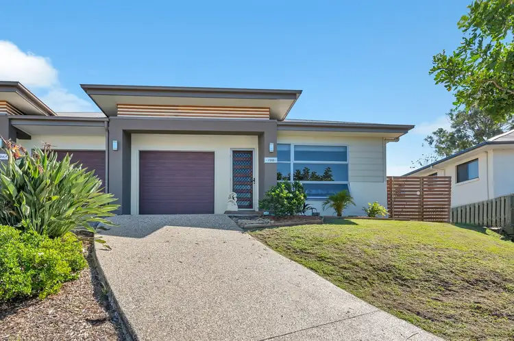 Main view of Homely semi-detached listing, 2/19 Joshua Place, Oxenford QLD 4210
