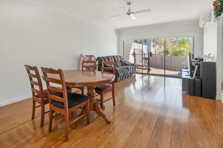Sixth view of Homely semi-detached listing, 2/19 Joshua Place, Oxenford QLD 4210