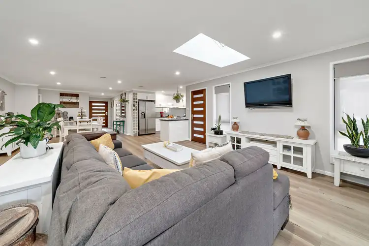 Seventh view of Homely house listing, 88 Enid Lorimer Circuit, Chisholm ACT 2905