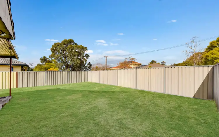 Sixth view of Homely house listing, 2 Kenneth Street, Macquarie Fields NSW 2564