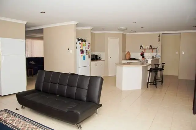 Sixth view of Homely house listing, 18 Neptune Corner, Glenfield WA 6532