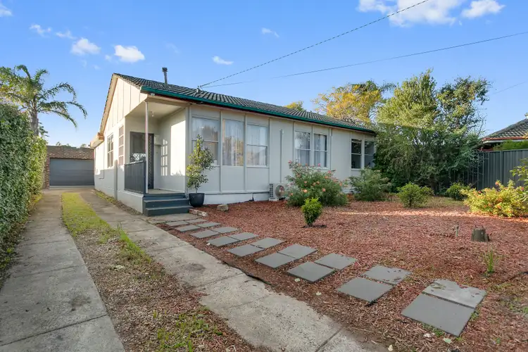 3 Huon Court, Frankston North VIC 3200