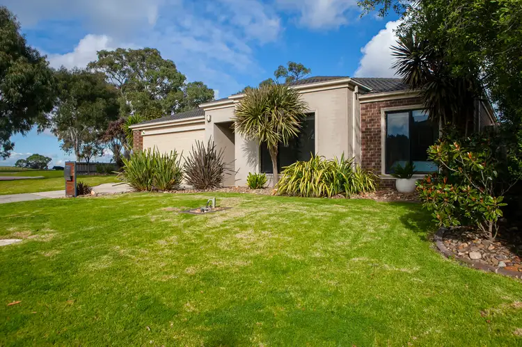 14 Postregna Way, Skye VIC 3977
