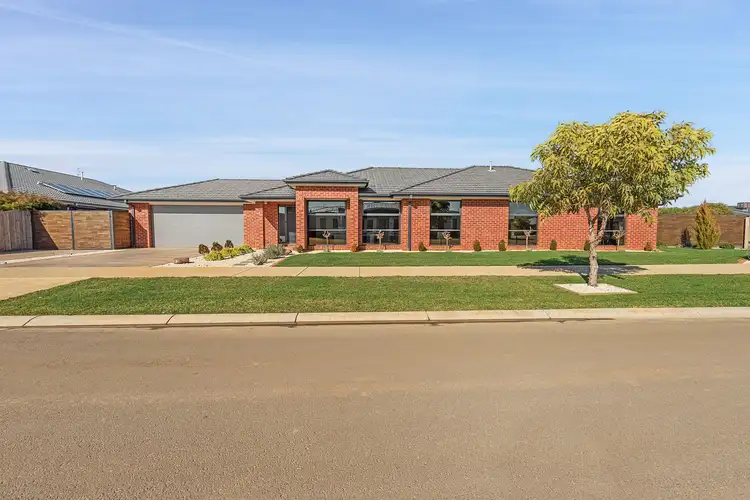 4 Lakeview Drive, Moama NSW 2731