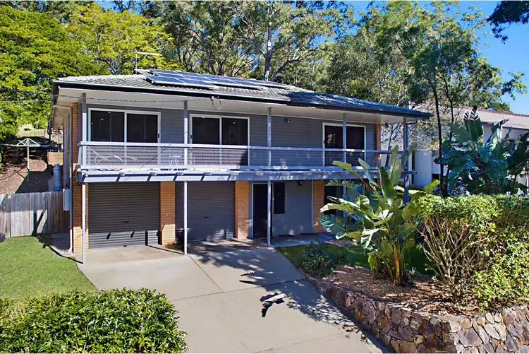 10 Ashburton Street, Chapel Hill QLD 4069