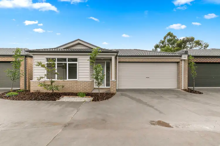 Main view of Homely unit listing, 6/9 Sybella Avenue, Koo Wee Rup VIC 3981