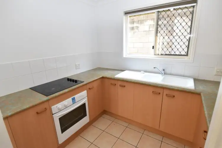 Third view of Homely unit listing, 5/187 Goondoon Street, Gladstone Central QLD 4680