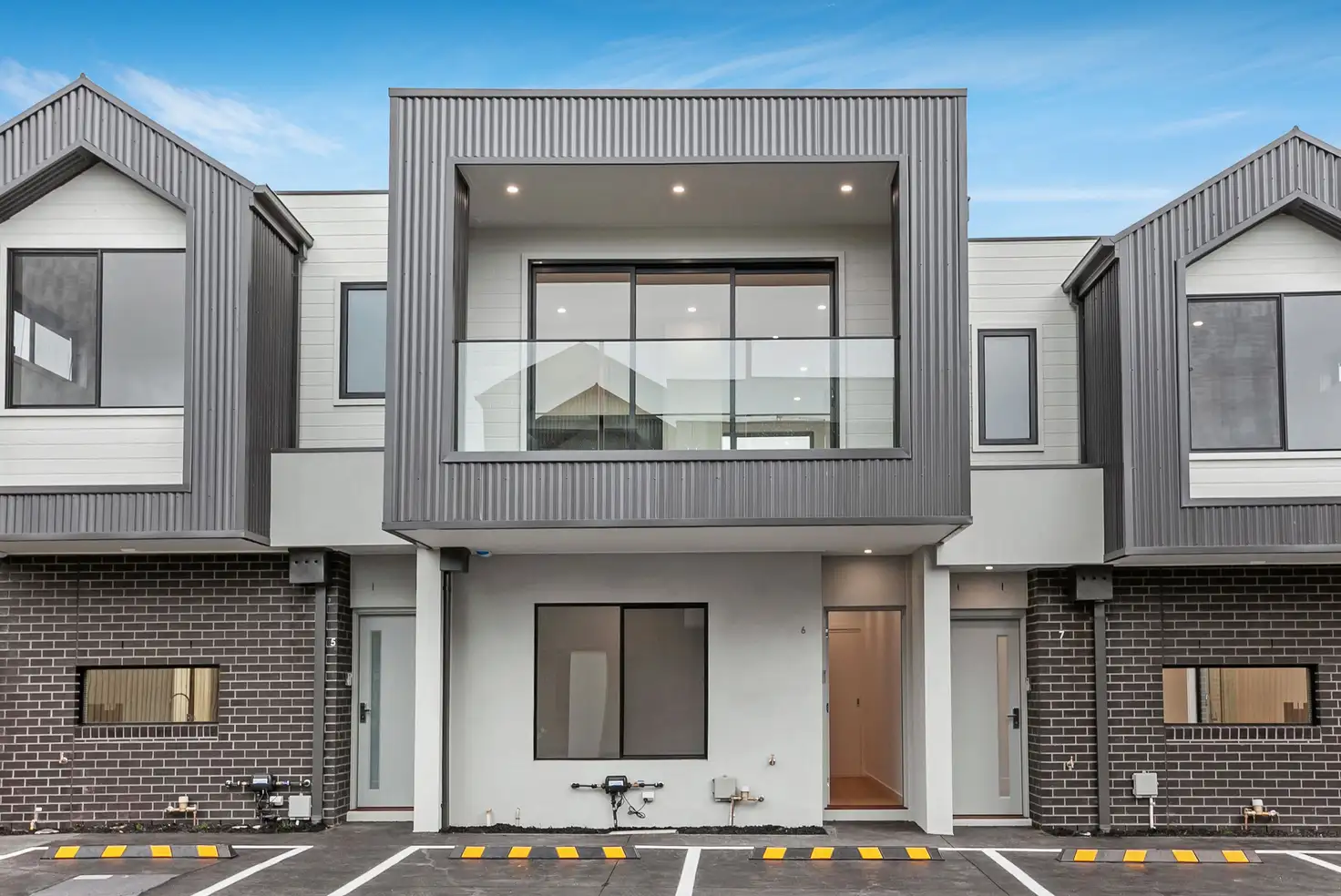 Main view of Homely townhouse listing, 6/6 McComas Street, Reservoir VIC 3073