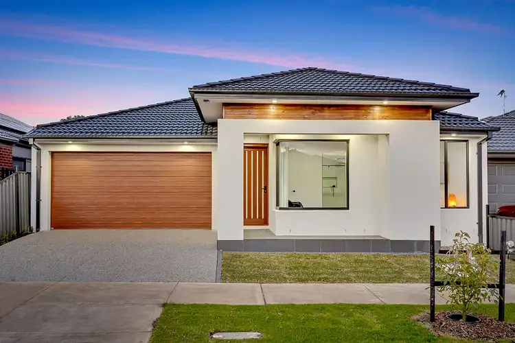 Main view of Homely house listing, 18 Mottlecah Circuit, Craigieburn VIC 3064