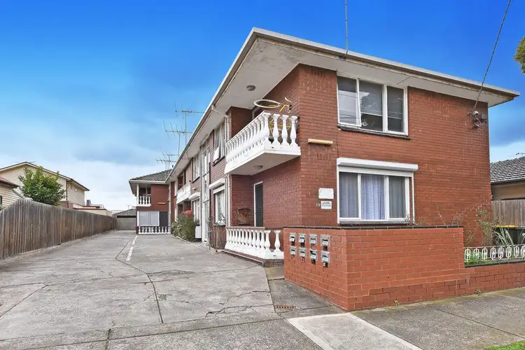 Third view of Homely apartment listing, 1/39 Davies Street, Brunswick VIC 3056