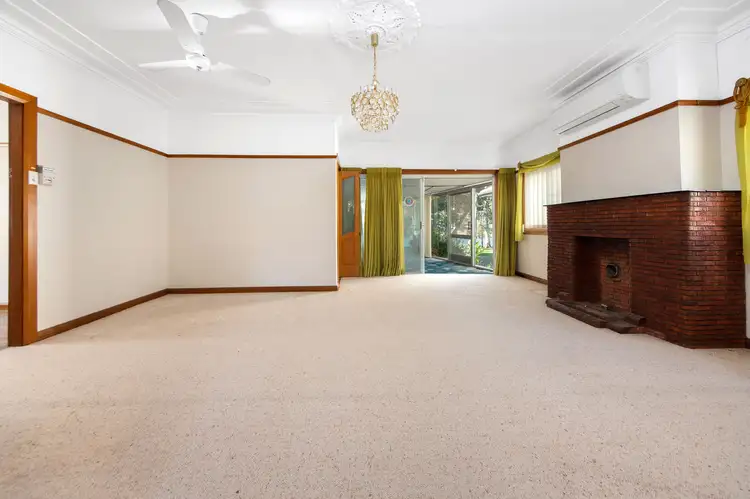 Fifth view of Homely house listing, 16 Prices Circuit, Woronora NSW 2232