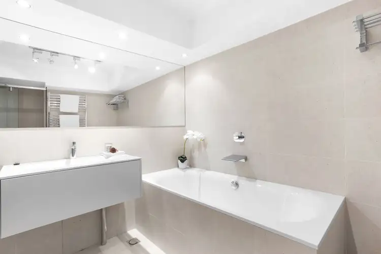 Fifth view of Homely apartment listing, 13K/15-19 Onslow Avenue, Elizabeth Bay NSW 2011