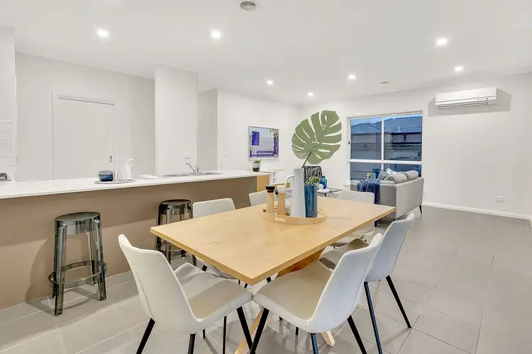 Seventh view of Homely house listing, 14 Greenham Avenue, Craigieburn VIC 3064