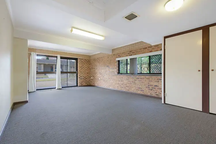 Second view of Homely house listing, 4 Hagen Street, Upper Mount Gravatt QLD 4122