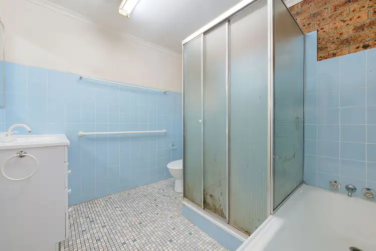 Sixth view of Homely house listing, 4 Hagen Street, Upper Mount Gravatt QLD 4122