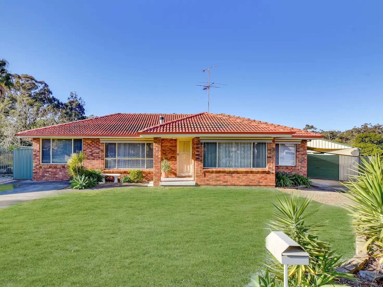 Main view of Homely house listing, 8 Bradley Place, Ruse NSW 2560