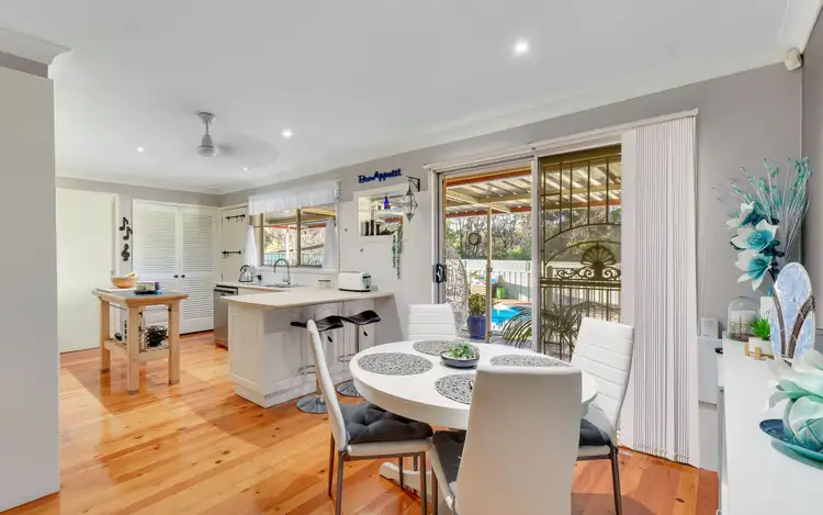 Fourth view of Homely house listing, 8 Bradley Place, Ruse NSW 2560