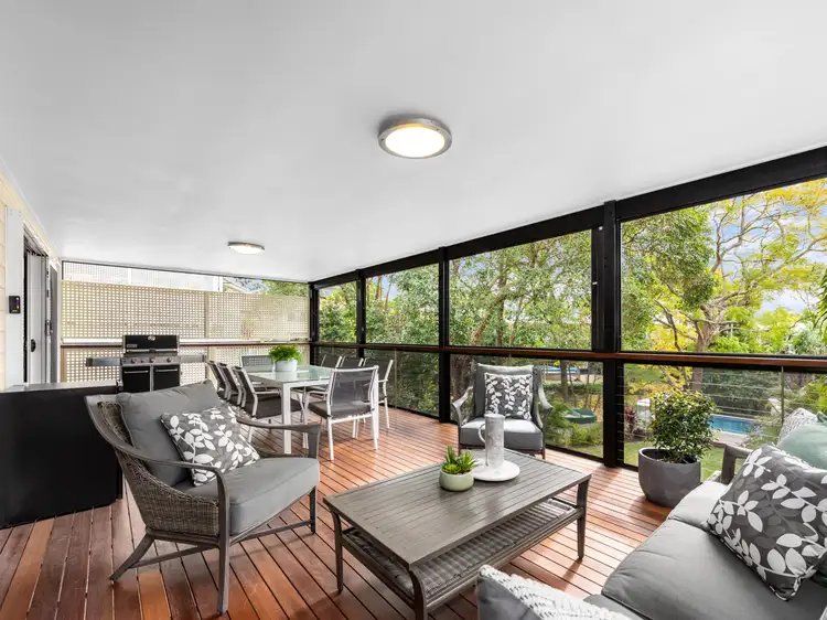 9 View Parade, Ashgrove QLD 4060