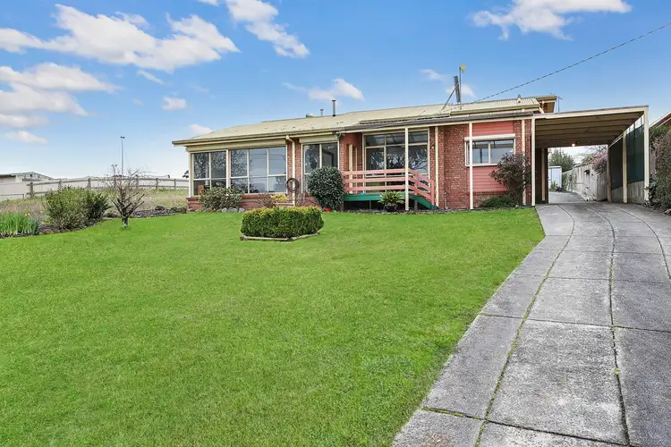 24 Peter Street, Cobden VIC 3266