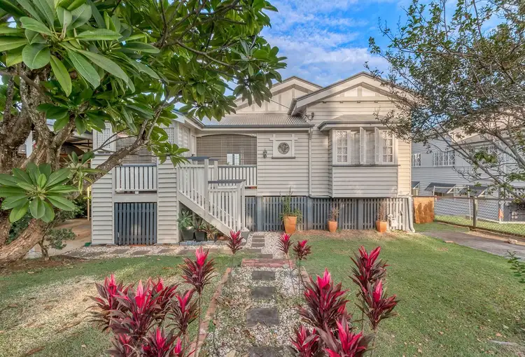 24 Grace Street, Corinda QLD 4075