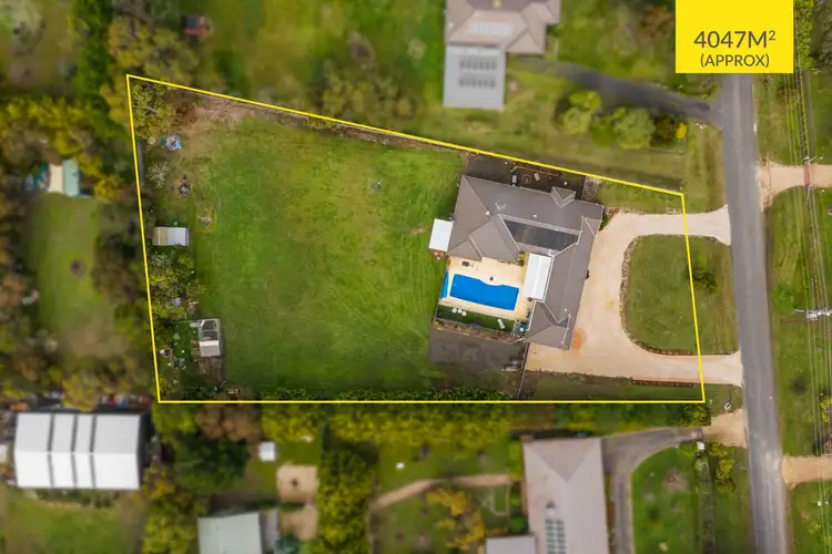 Fourth view of Homely house listing, 3 Newnham Drive, Romsey VIC 3434