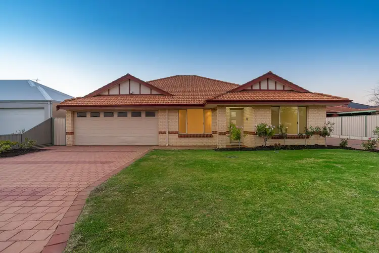 1/122 Thomas Street, Queens Park WA 6107