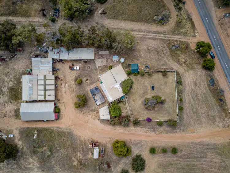 Fourth view of Homely house listing, 303-307 Chapman Valley Road, Waggrakine WA 6530