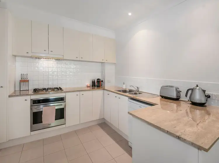 Sixth view of Homely unit listing, 4/26 Barlow Street, Clayfield QLD 4011