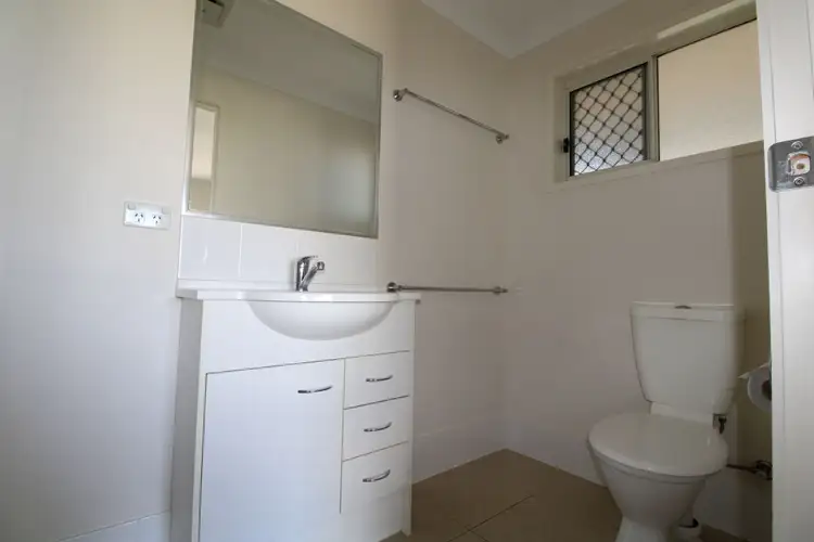 Seventh view of Homely house listing, 3 Lightening, Emerald QLD 4720