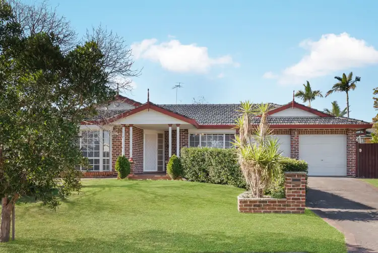 4 Palm Close, Green Valley NSW 2168