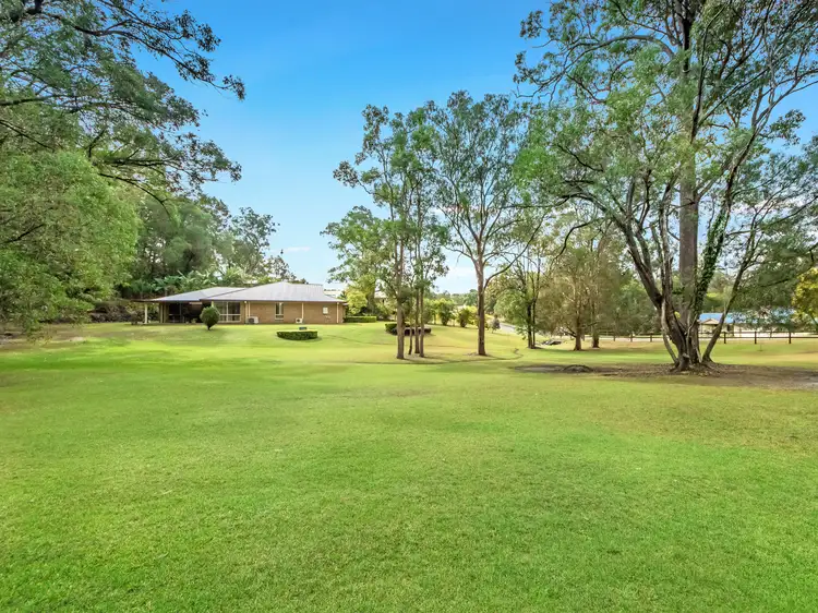6 Lawnhill Drive, Nerang QLD 4211