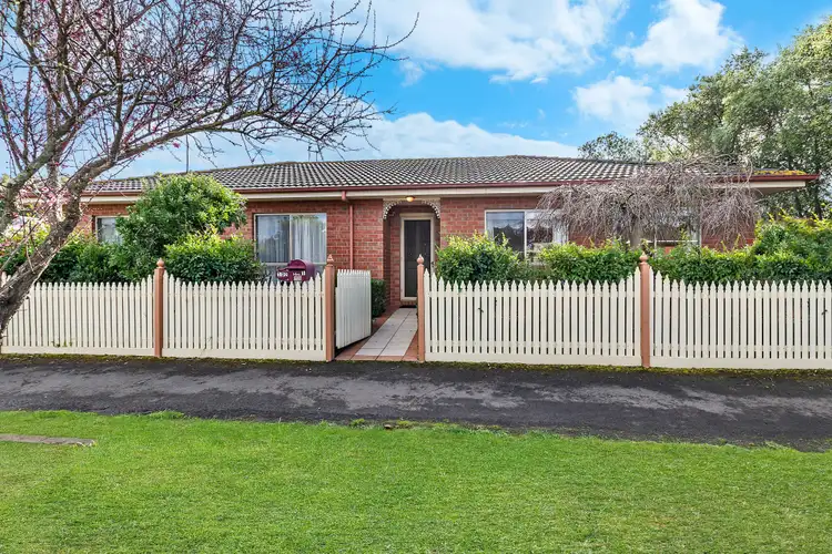 Main view of Homely unit listing, 1/192 Commercial Road, Koroit VIC 3282