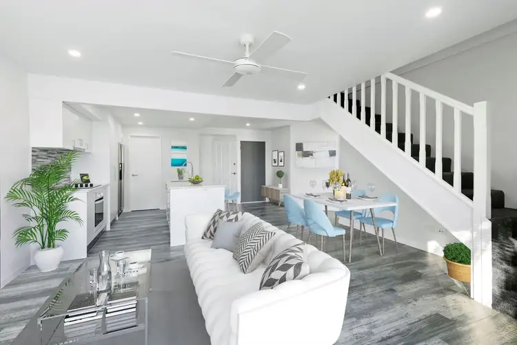 Fifth view of Homely townhouse listing, 4/2-10 Coolgardie Street, Elanora QLD 4221