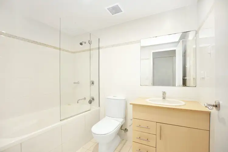Fifth view of Homely apartment listing, 25/7 Bay Drive, Meadowbank NSW 2114