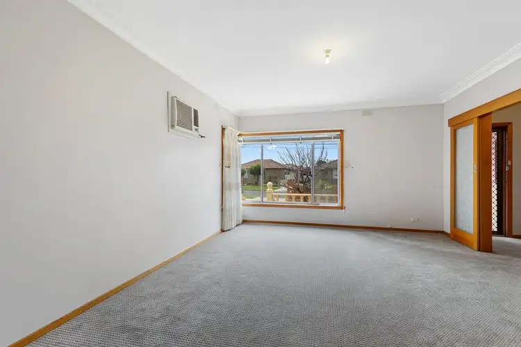 Sixth view of Homely house listing, 21 Elizabeth Drive, Lalor VIC 3075