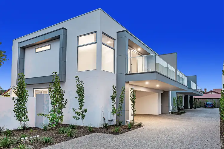 1-2/34 Crittenden Road, Findon SA 5023