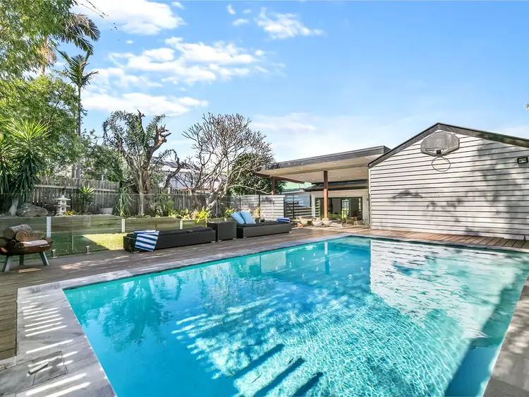 26 Lewis Street, Camp Hill QLD 4152