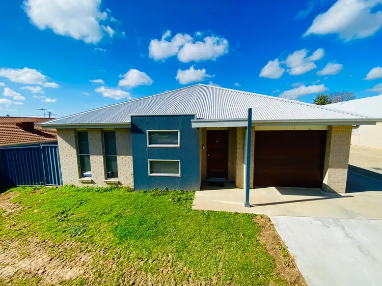 4A Yass Street, Young NSW 2594