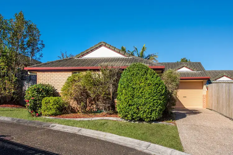Main view of Homely townhouse listing, 7/15 Erindale Close, Wishart QLD 4122