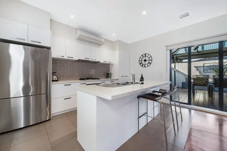 Fourth view of Homely townhouse listing, 2/12 Morshead Avenue, Mount Waverley VIC 3149