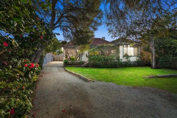 54 Fortescue Avenue, Seaford VIC 3198