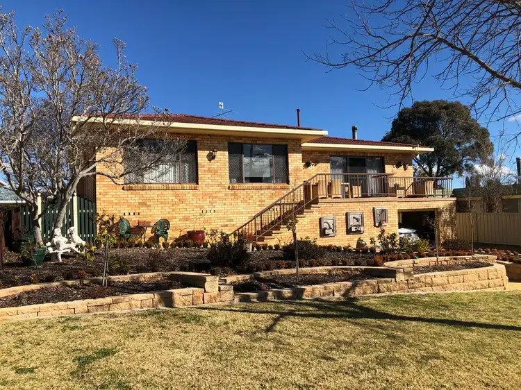 25 Lindsay, Glen Innes NSW 2370