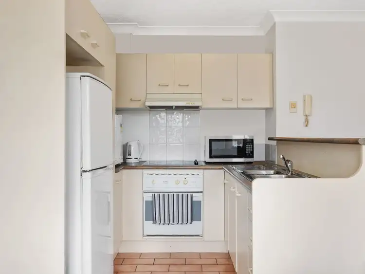 Fourth view of Homely unit listing, 25/9 Tweed Street, Southport QLD 4215