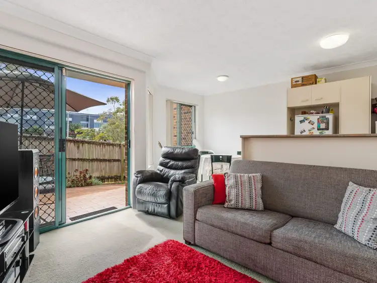 Fifth view of Homely unit listing, 25/9 Tweed Street, Southport QLD 4215