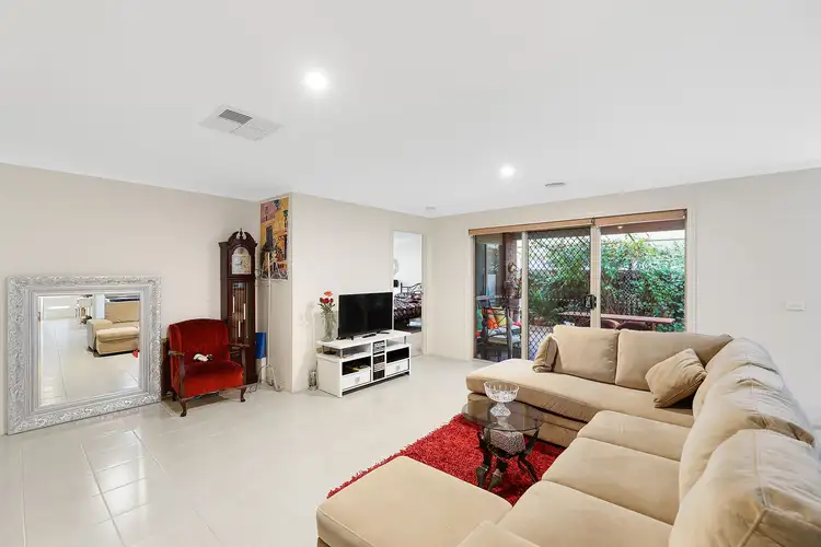 Fifth view of Homely house listing, 4 Evergreen Close, Drouin VIC 3818