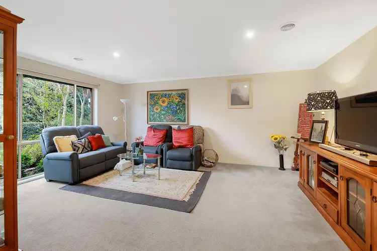 Sixth view of Homely house listing, 4 Evergreen Close, Drouin VIC 3818