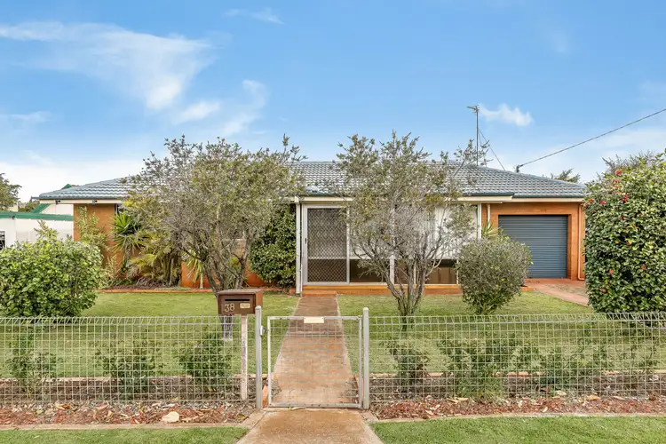 38 Glenvale Road, Harristown QLD 4350