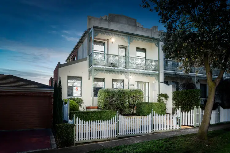 52 Stockdale Way, Mill Park VIC 3082
